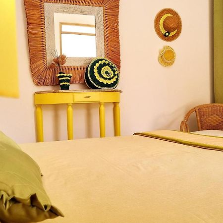 Casa Vacanza Vista Mare กุสโตนาชี ภายนอก รูปภาพ
