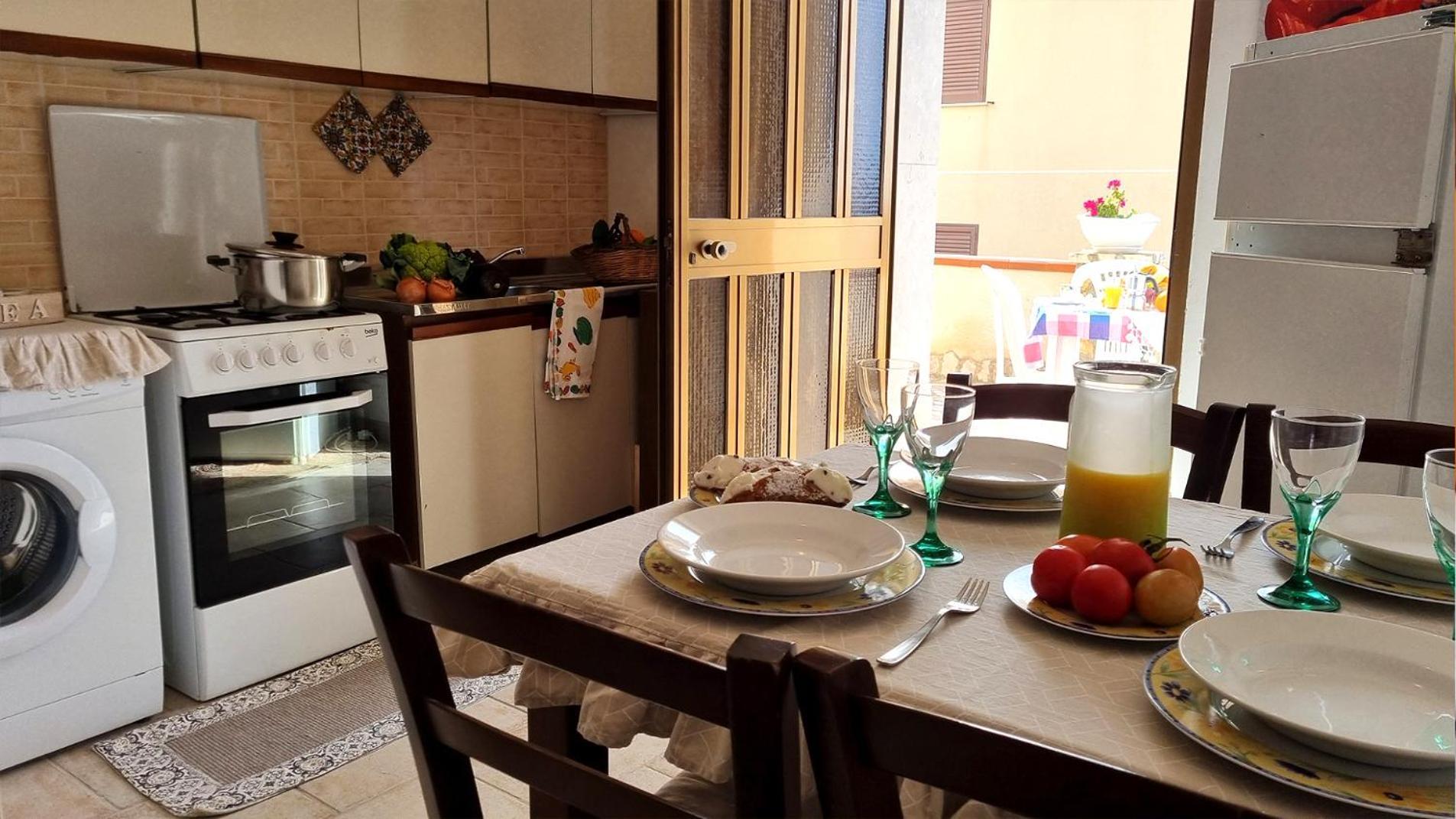 Casa Vacanza Vista Mare กุสโตนาชี ภายนอก รูปภาพ