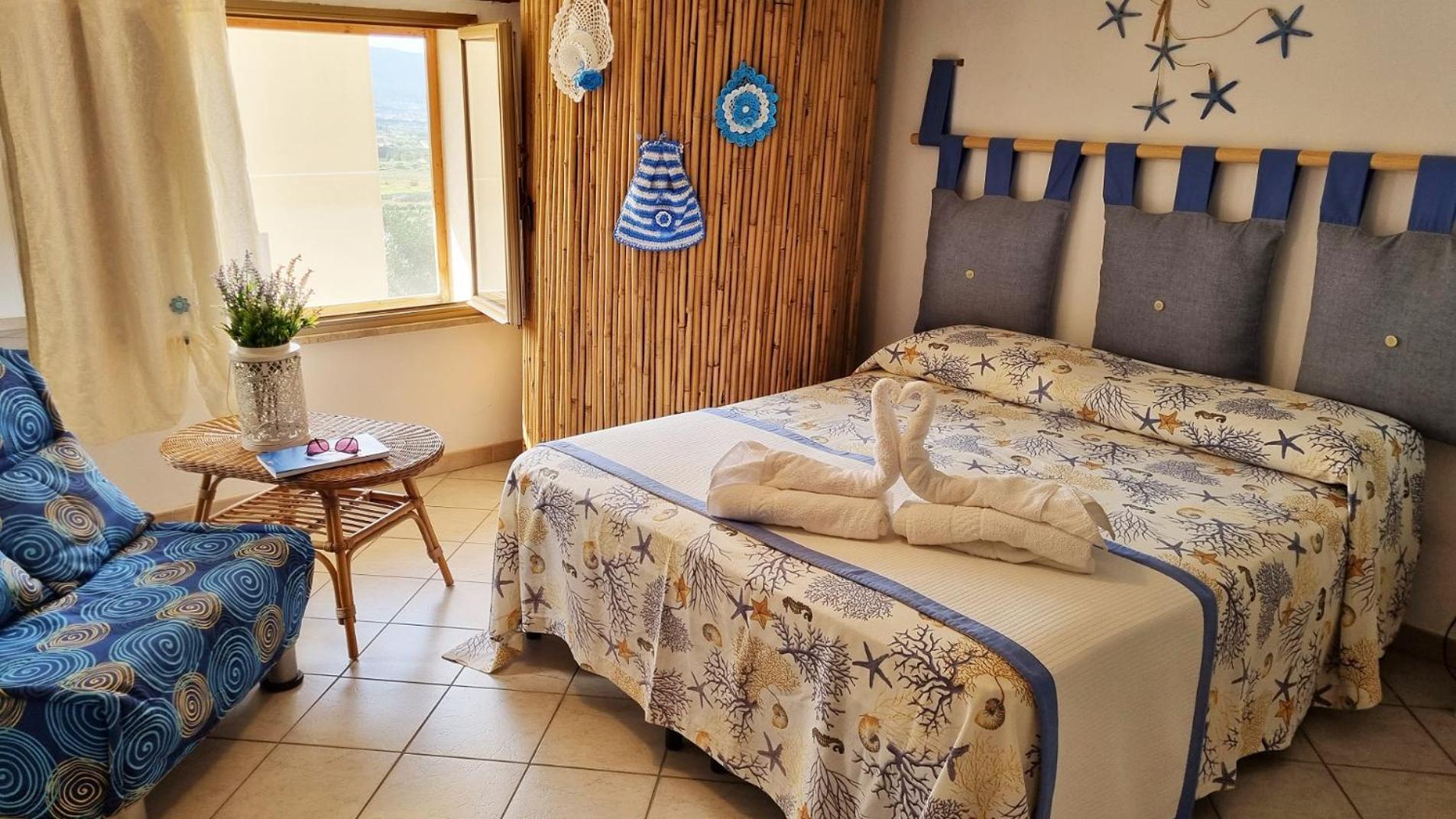 Casa Vacanza Vista Mare กุสโตนาชี ภายนอก รูปภาพ